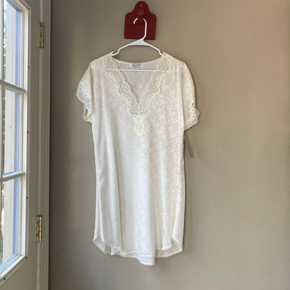Vintage Lucie Ann II White Floral Lace Detail Nightgown S NWT